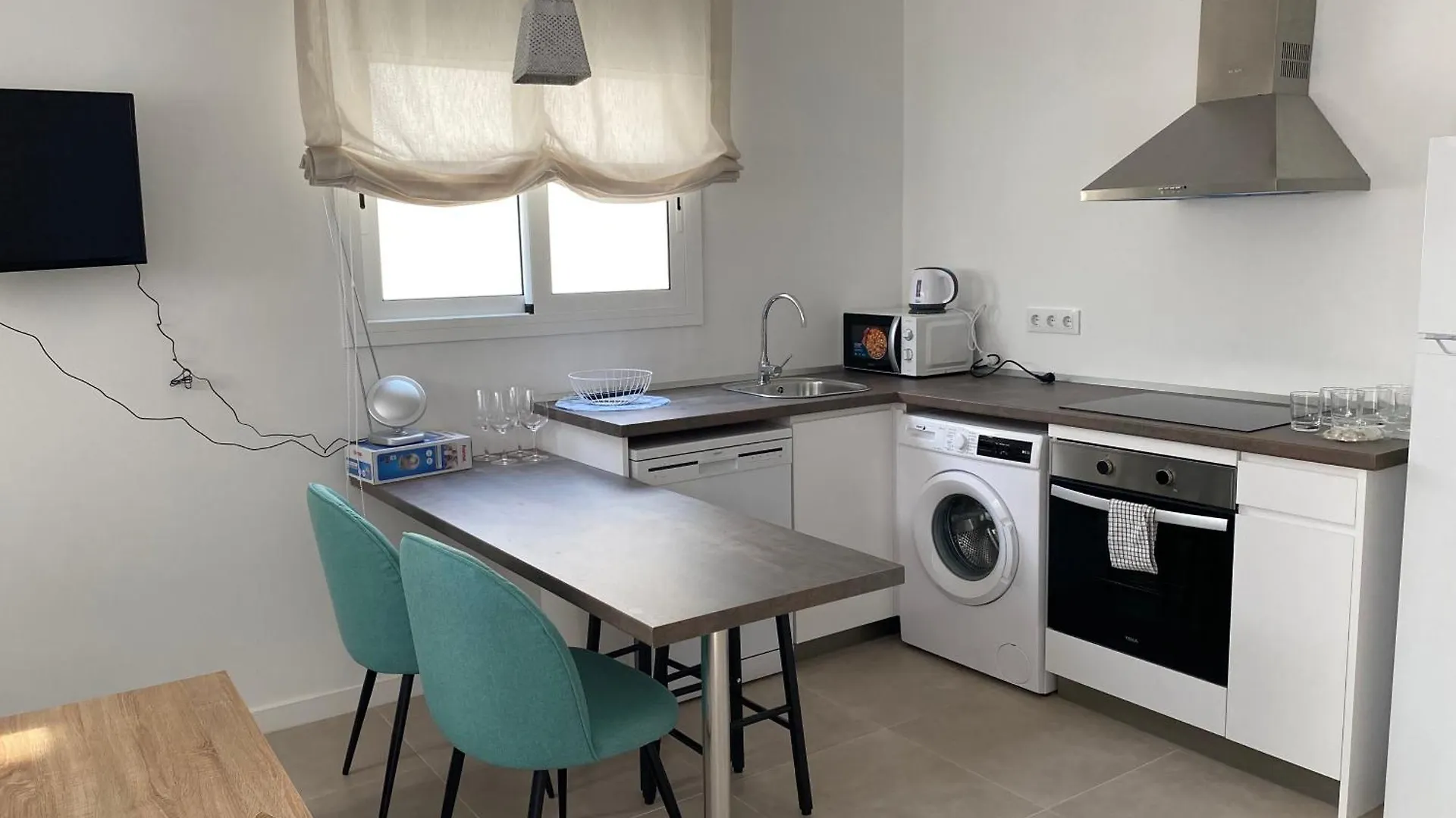 Apartamentos Brisas De Mar 살루 0*,