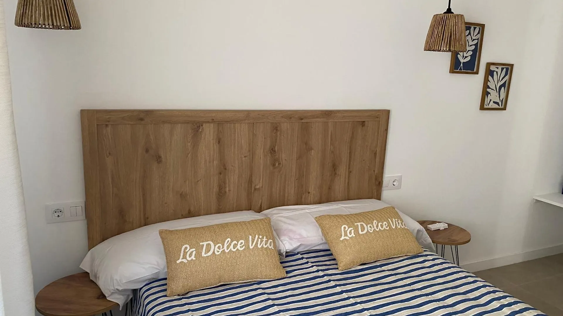 Apartamentos Brisas De Mar 살루 스페인