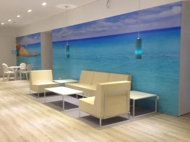 Apartamentos Brisas De Mar 살루 스페인